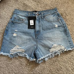 Fashion nova , world’s best mom cut off shorts